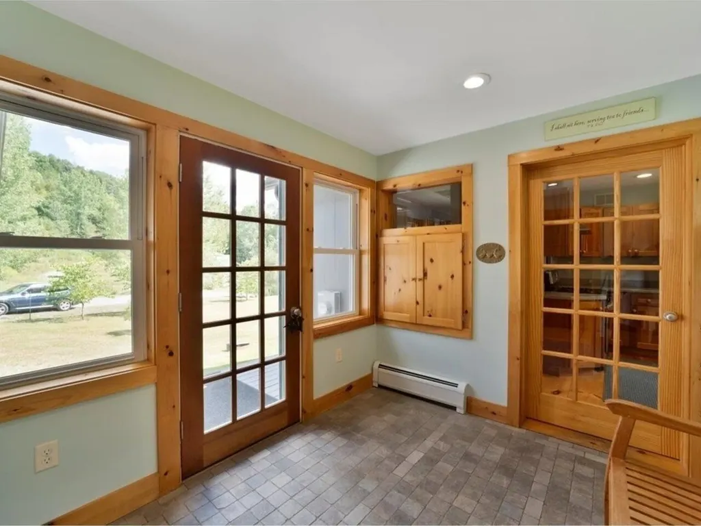 32 Rose Road Fairfax VT 05454