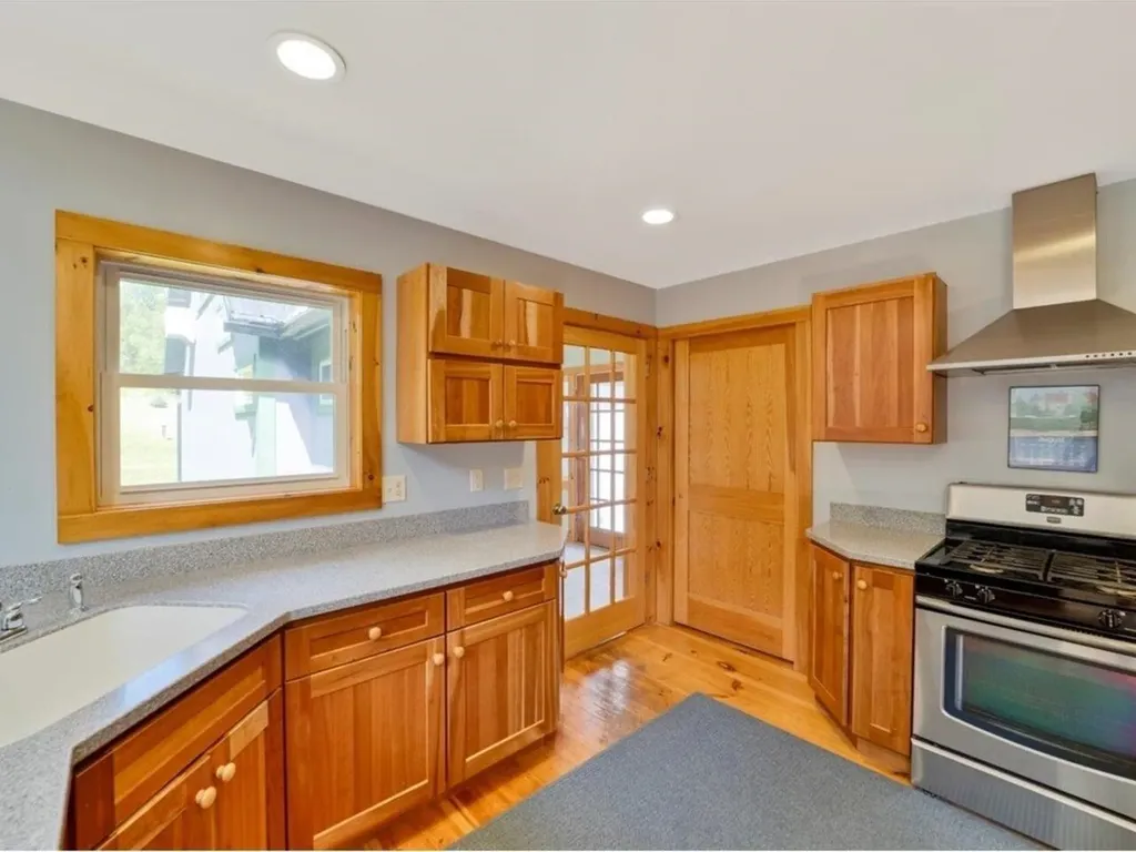 32 Rose Road Fairfax VT 05454