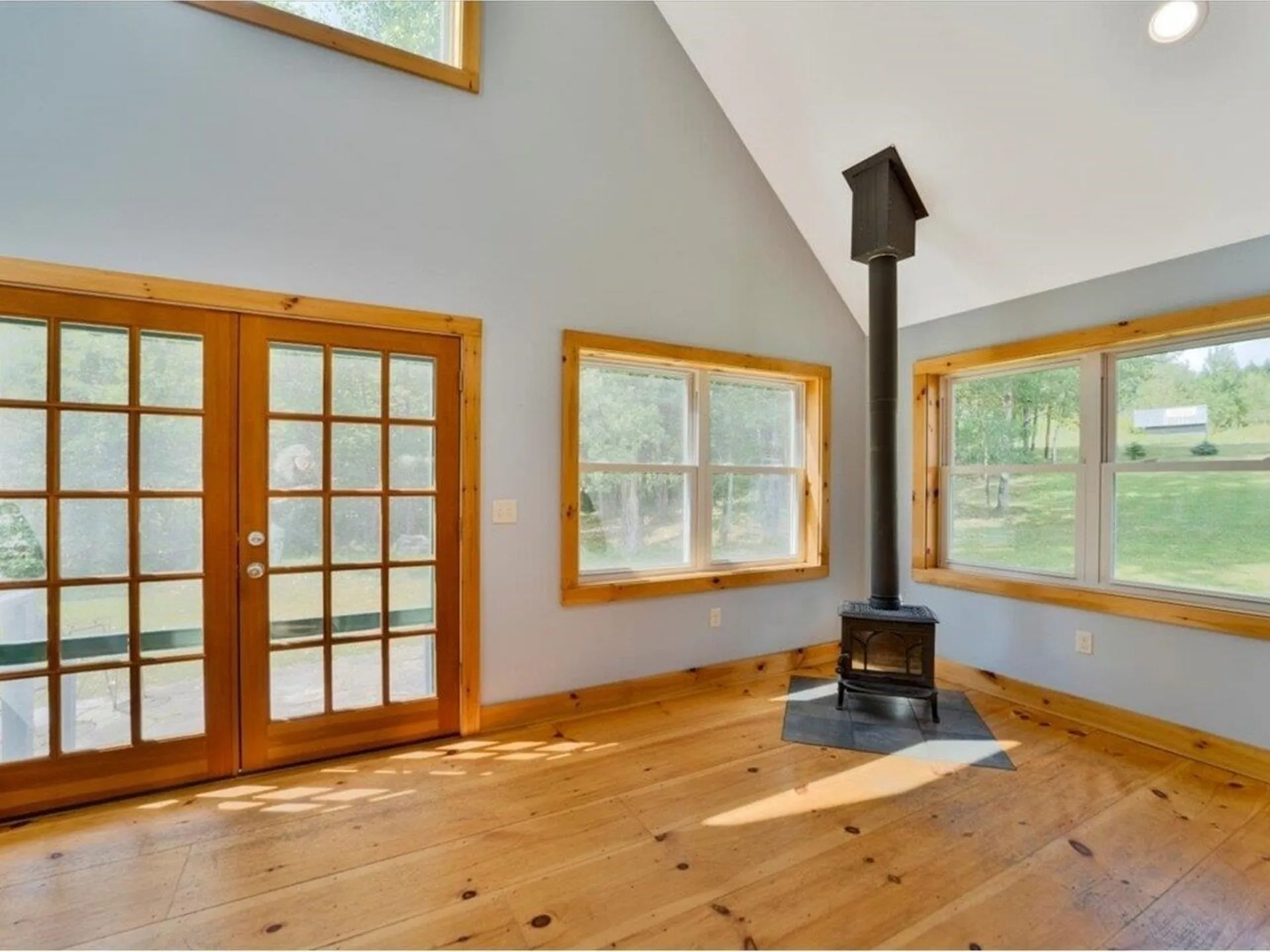 32 Rose Road Fairfax VT 05454