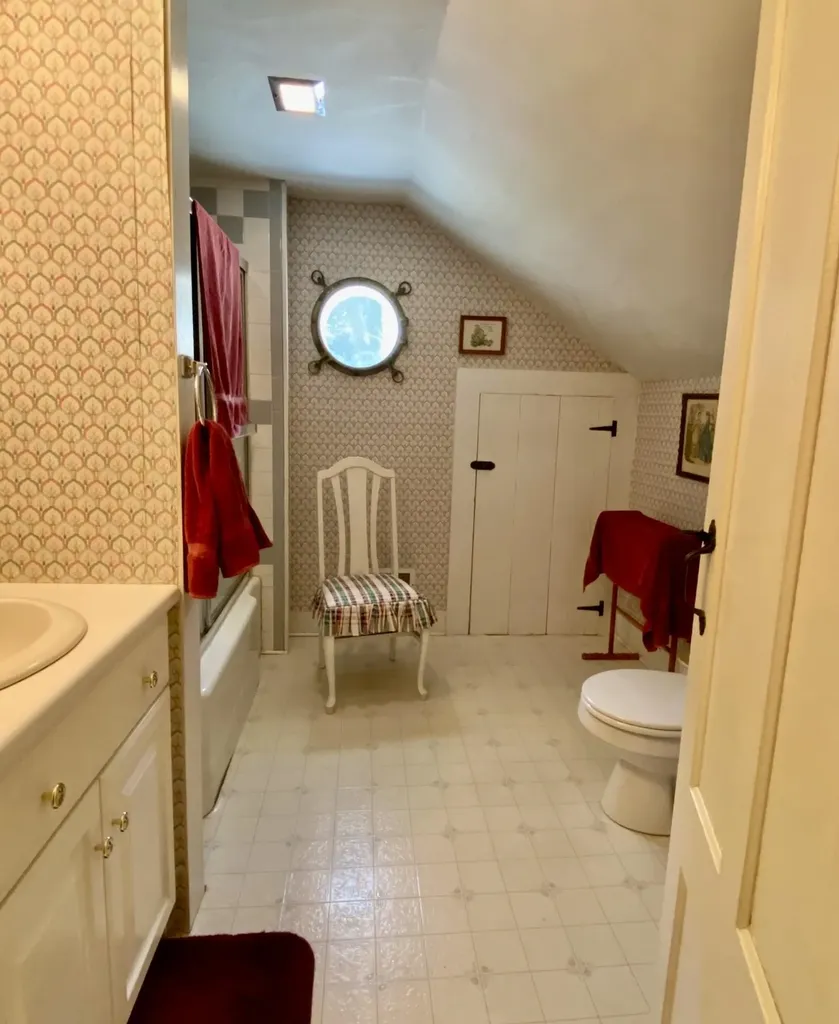 21 West Street Middletown Springs VT 05757