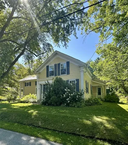 21 West Street Middletown Springs VT 05757