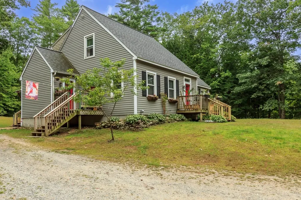 277 Shackford Corner Road Barnstead NH 03225