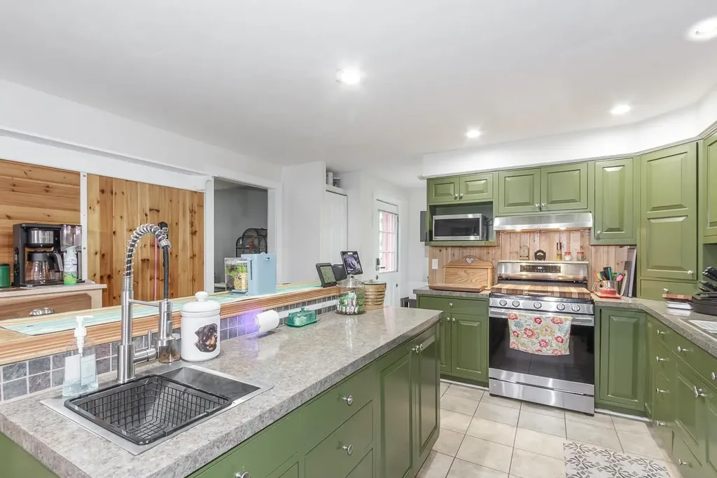 277 Shackford Corner Road Barnstead NH 03225