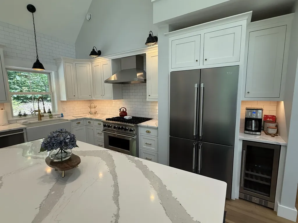 30 Colony Road Extension Warren VT 05674