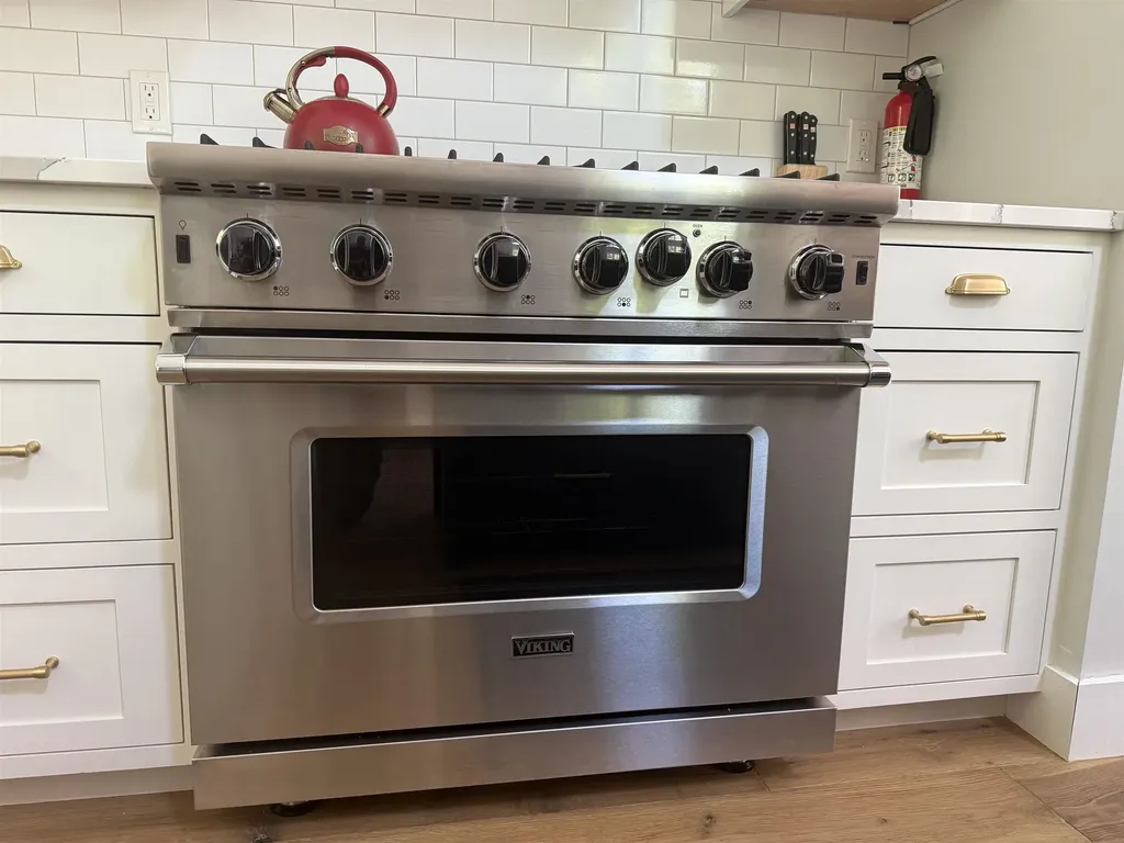 30 Colony Road Extension Warren VT 05674