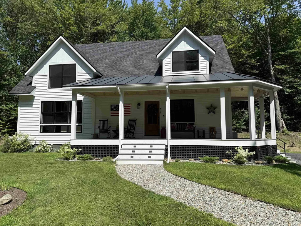 30 Colony Road Extension Warren VT 05674