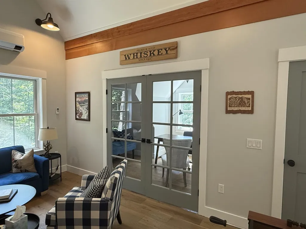 30 Colony Road Extension Warren VT 05674