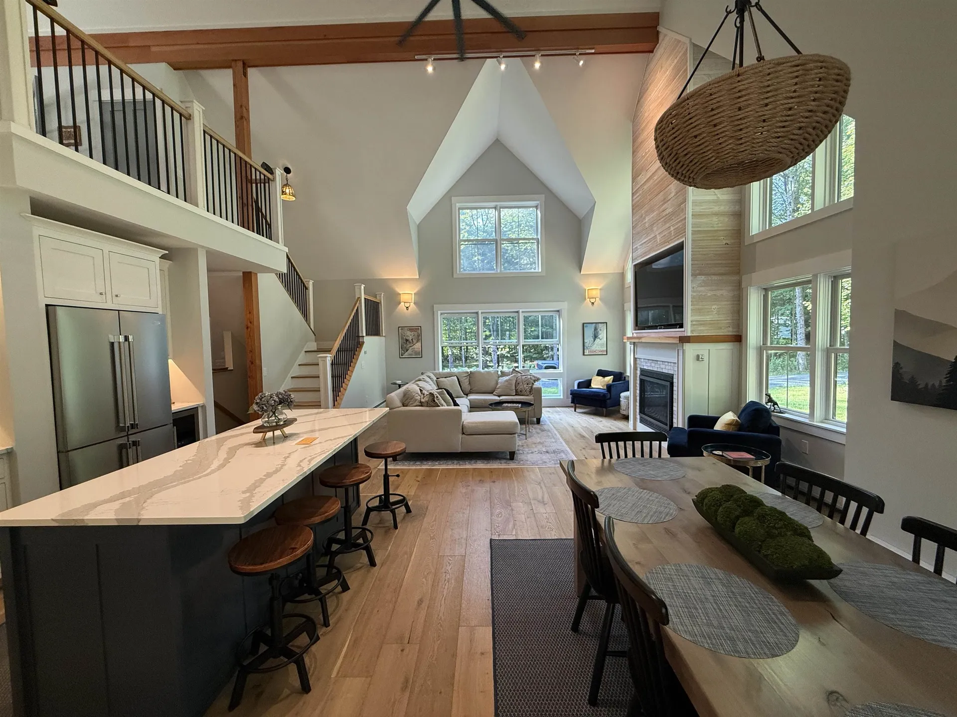 30 Colony Road Extension Warren VT 05674