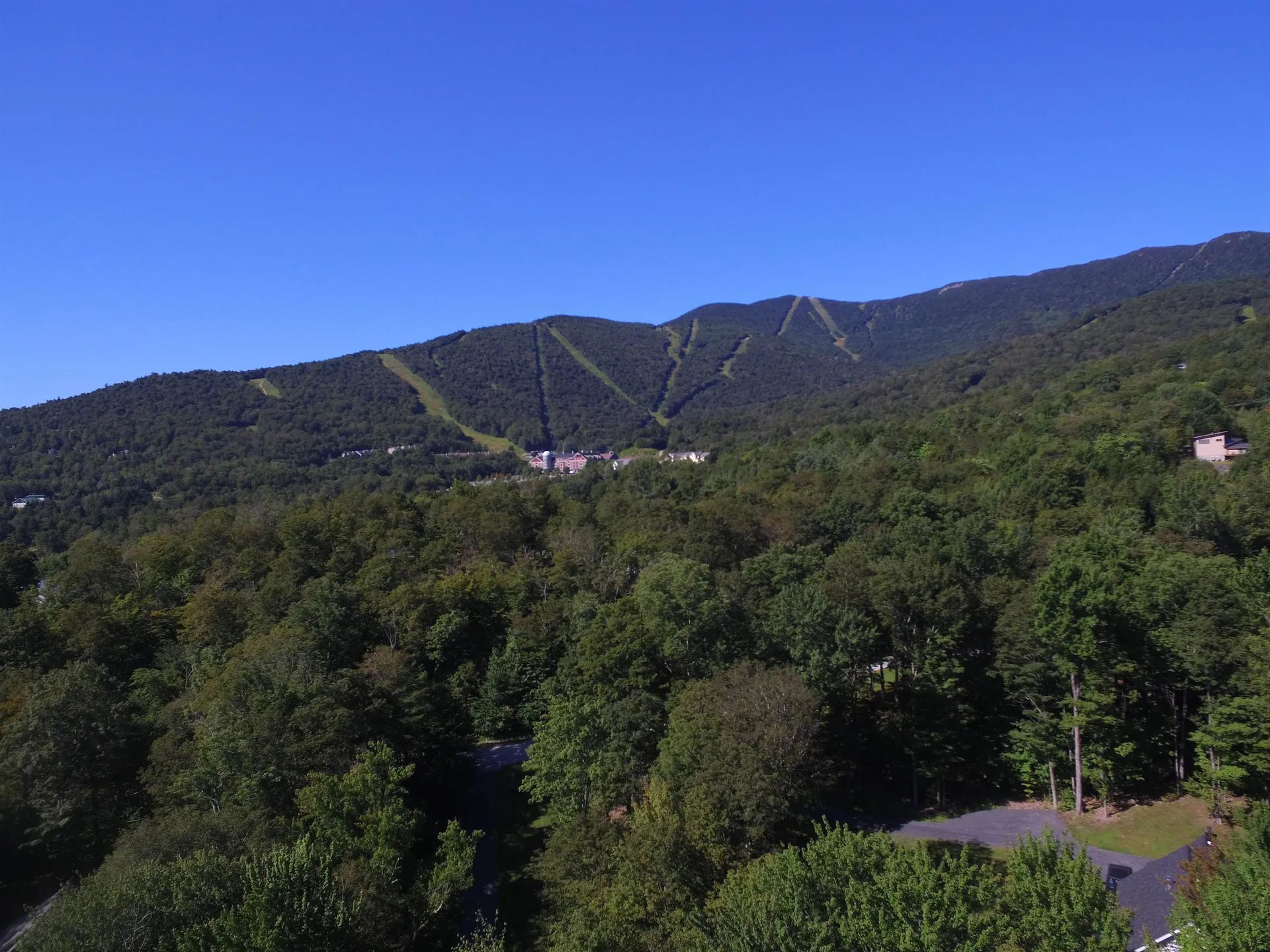 30 Colony Road Extension Warren VT 05674