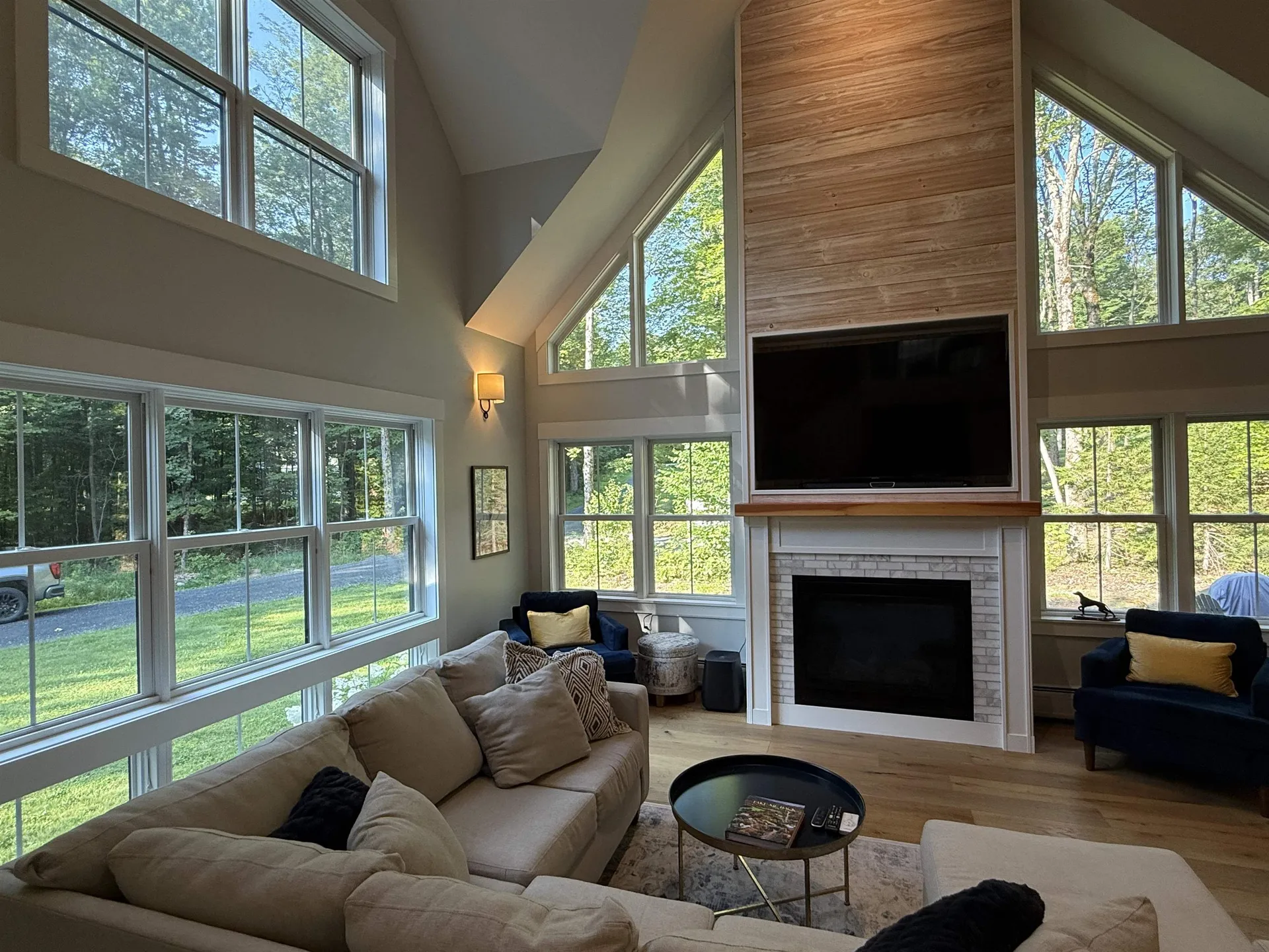 30 Colony Road Extension Warren VT 05674