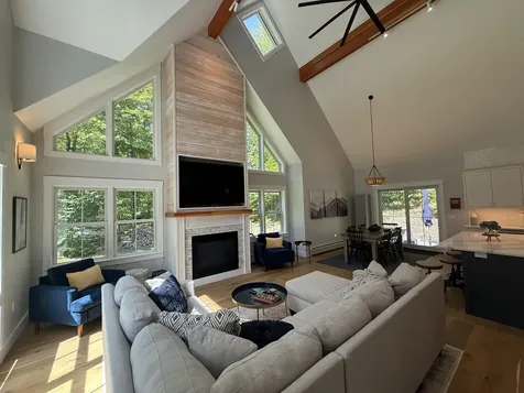 30 Colony Road Extension Warren VT 05674