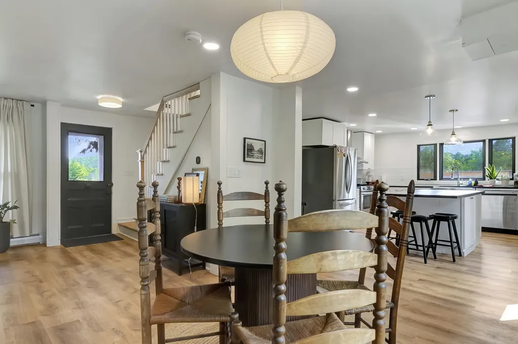 95 Melendy Hill Road Londonderry VT 05148