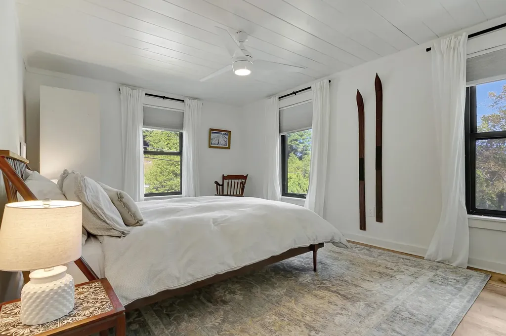 95 Melendy Hill Road Londonderry VT 05148