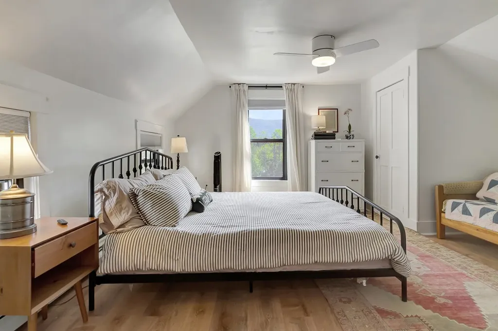 95 Melendy Hill Road Londonderry VT 05148