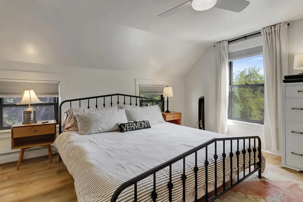 95 Melendy Hill Road Londonderry VT 05148