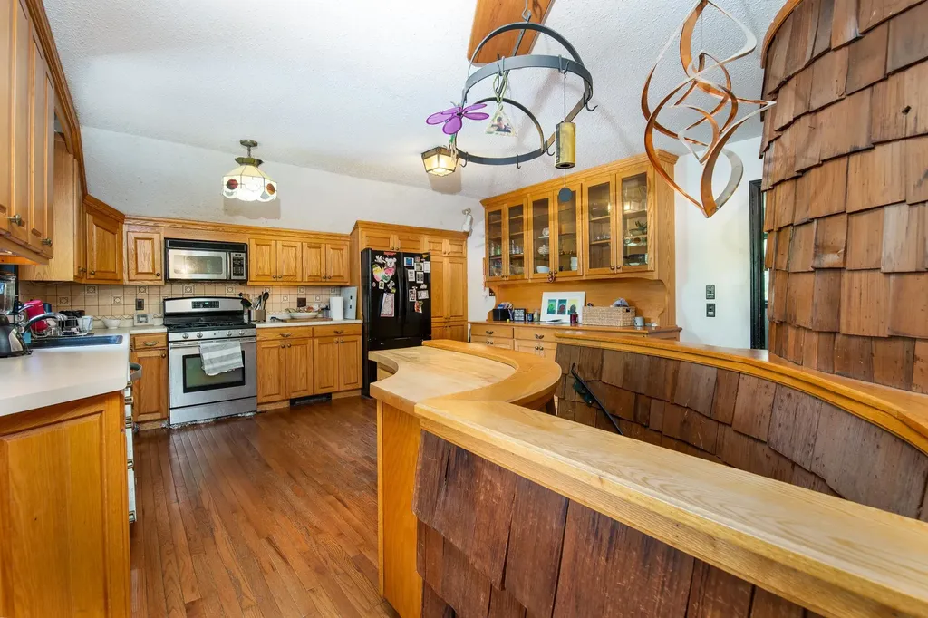 105 Bearly Way Killington VT 05751