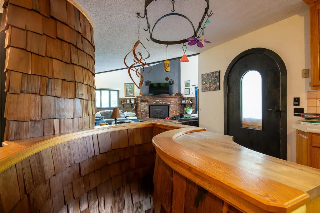 105 Bearly Way Killington VT 05751