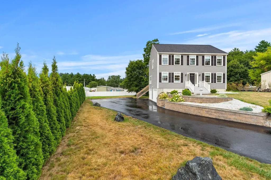 43 Hampton Road Exeter NH 03833