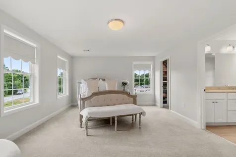 43 Hampton Road Exeter NH 03833