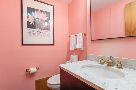 17 Roundtree Road Winhall VT 05340