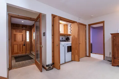 17 Roundtree Road Winhall VT 05340