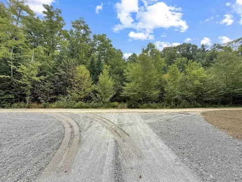 8 Ivan Drive Pittsburg NH 03592