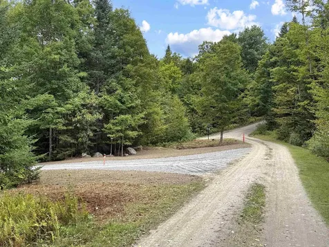 8 Ivan Drive Pittsburg NH 03592