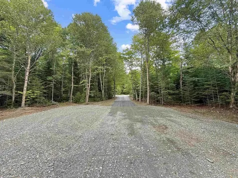 8 Ivan Drive Pittsburg NH 03592