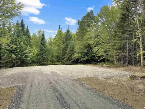 8 Ivan Drive Pittsburg NH 03592