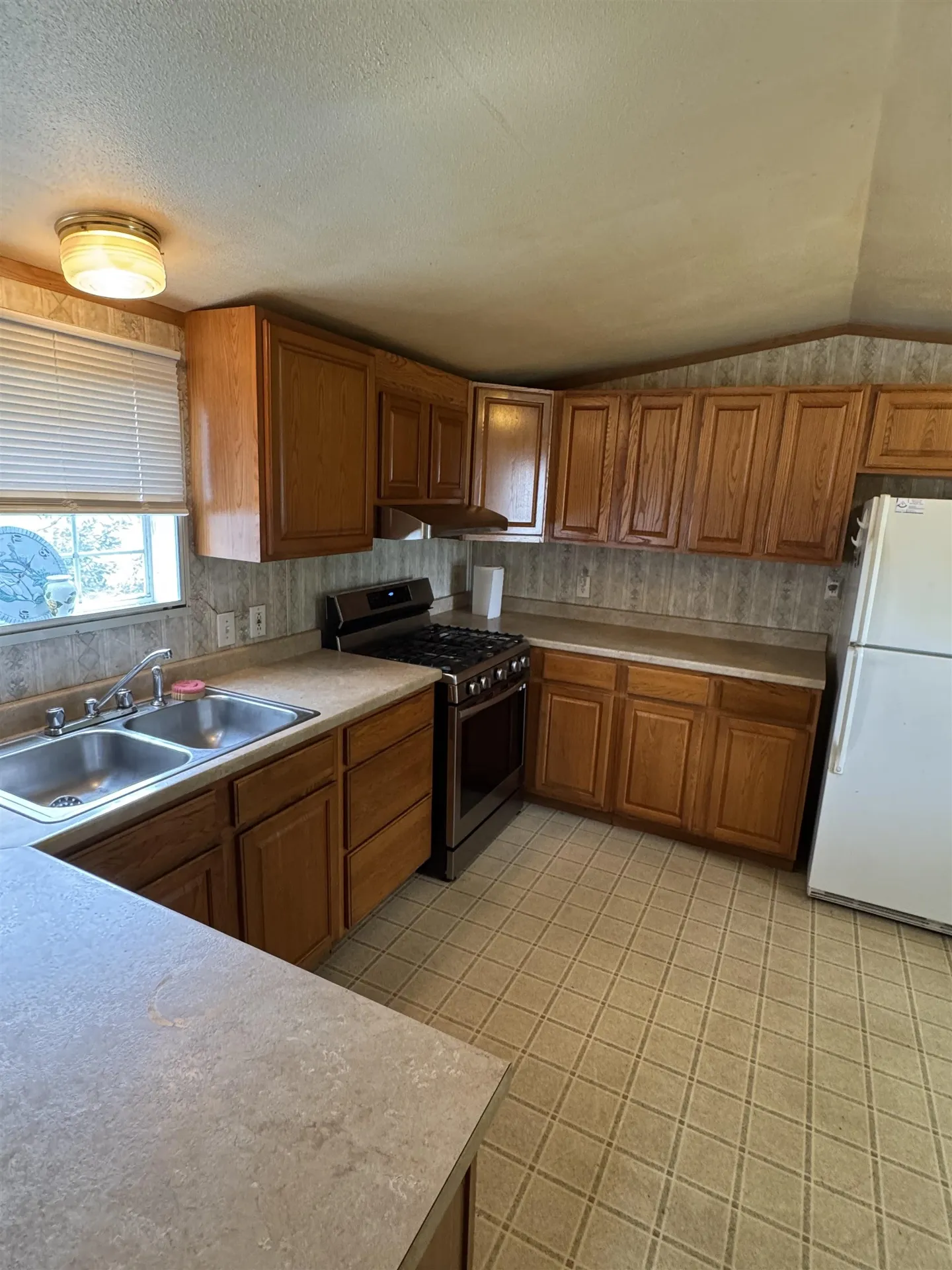 18 Springbrook Street Hinsdale NH 03451