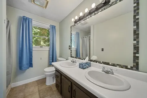 56 Tate Road Gilford NH 03249