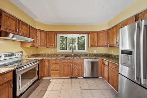 56 Tate Road Gilford NH 03249