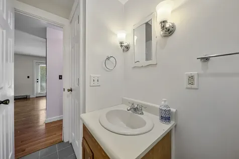 56 Tate Road Gilford NH 03249