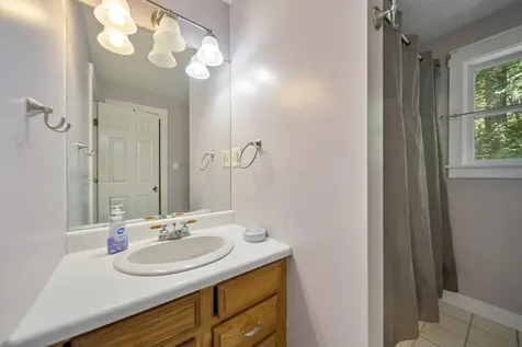 56 Tate Road Gilford NH 03249