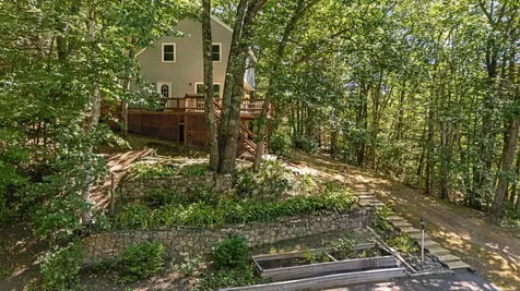 56 Tate Road Gilford NH 03249