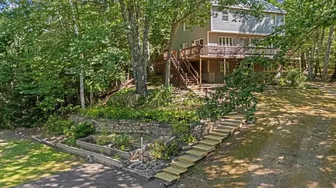 56 Tate Road Gilford NH 03249