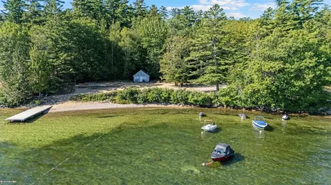 56 Tate Road Gilford NH 03249