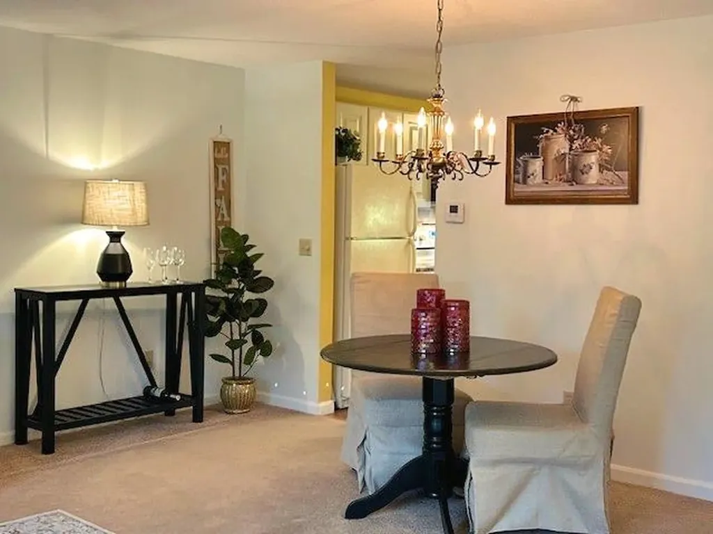 32D Stonehouse Lane Keene NH 03431