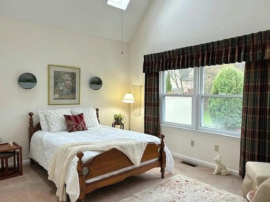 32D Stonehouse Lane Keene NH 03431