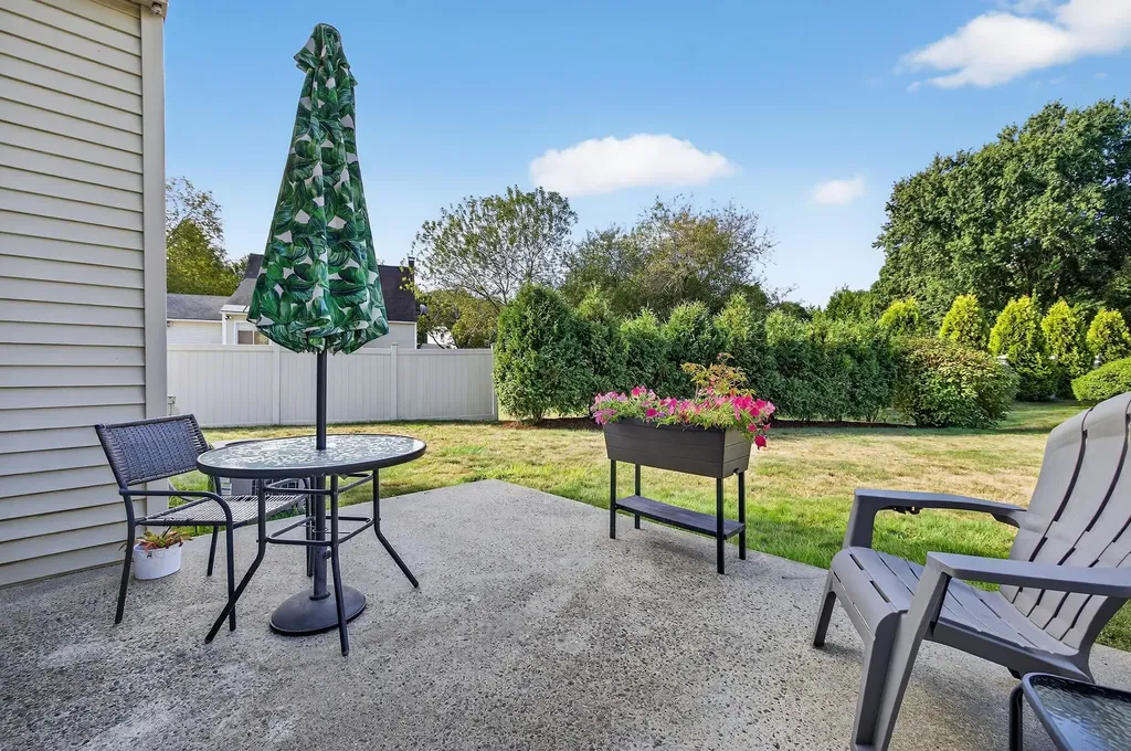 32D Stonehouse Lane Keene NH 03431