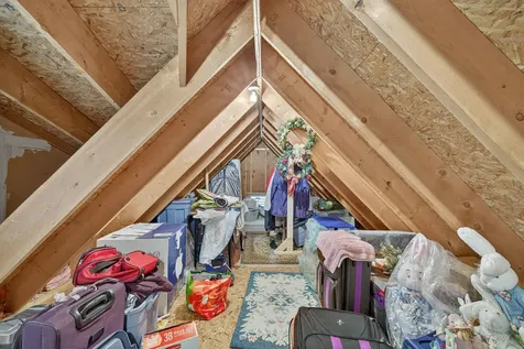 32D Stonehouse Lane Keene NH 03431