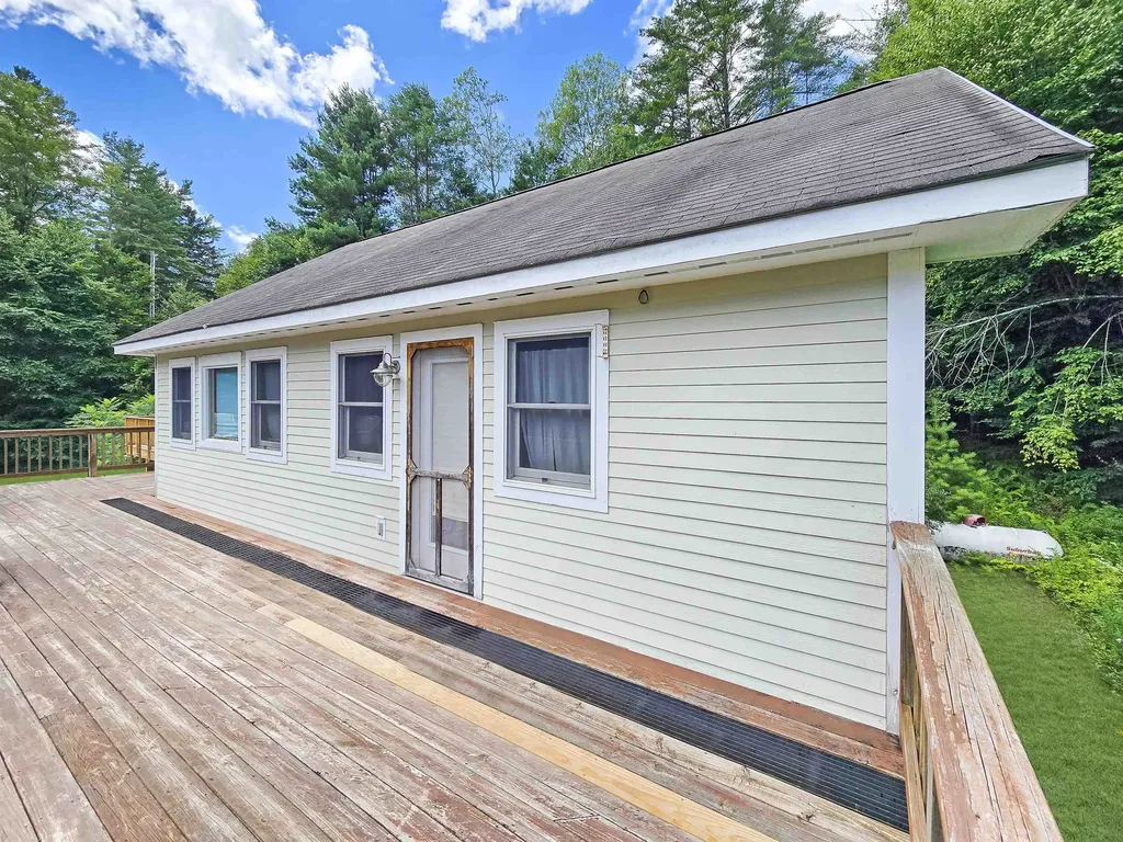 2730 E Pittsford Road Rutland Town VT 05701