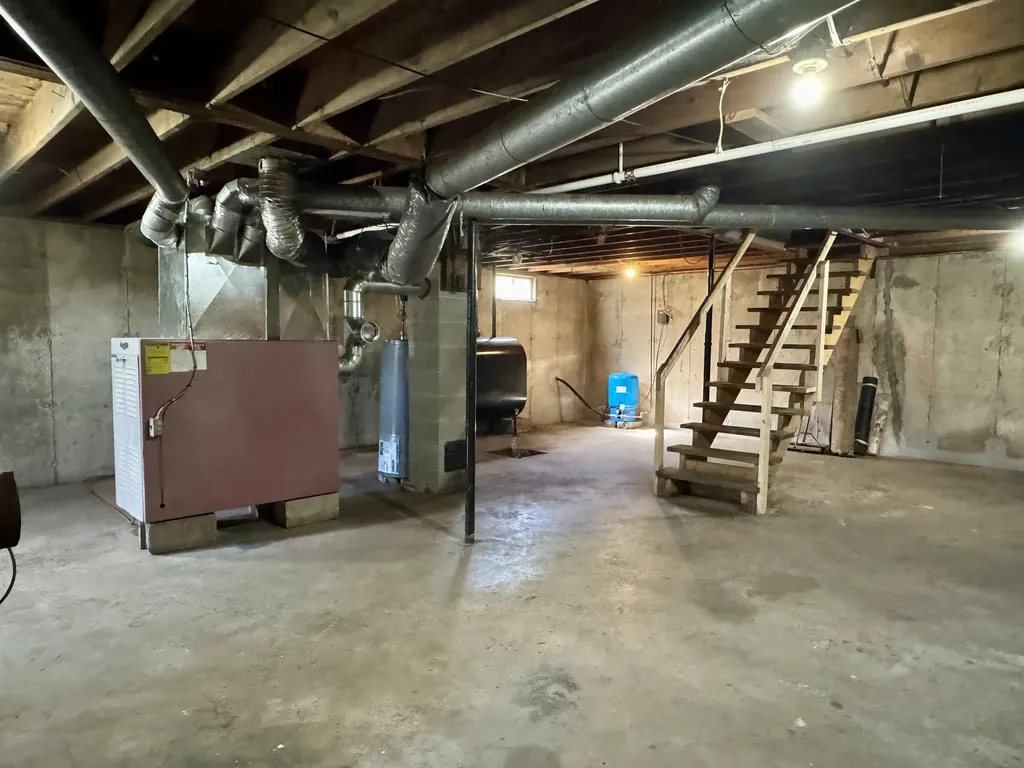 1697 Bushey Hill Road Derby VT 05829