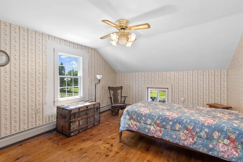 4351 Crown Point Road Bridport VT 05734