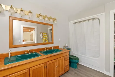 4351 Crown Point Road Bridport VT 05734