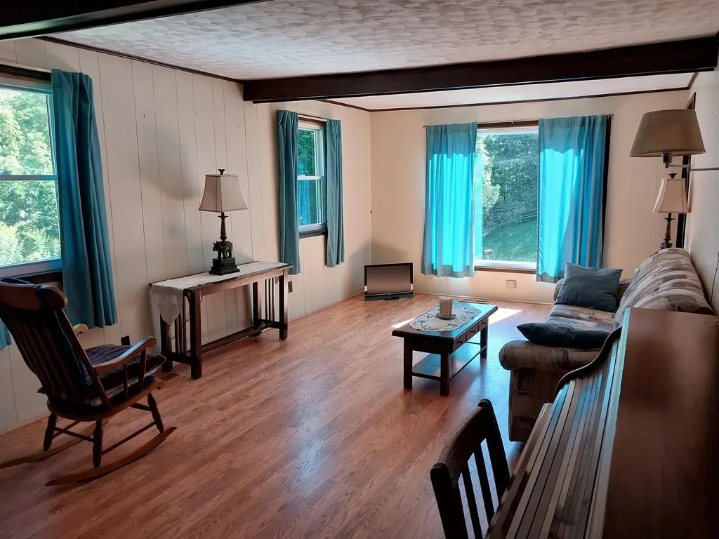 124 Deer Avenue St. Johnsbury VT 05819