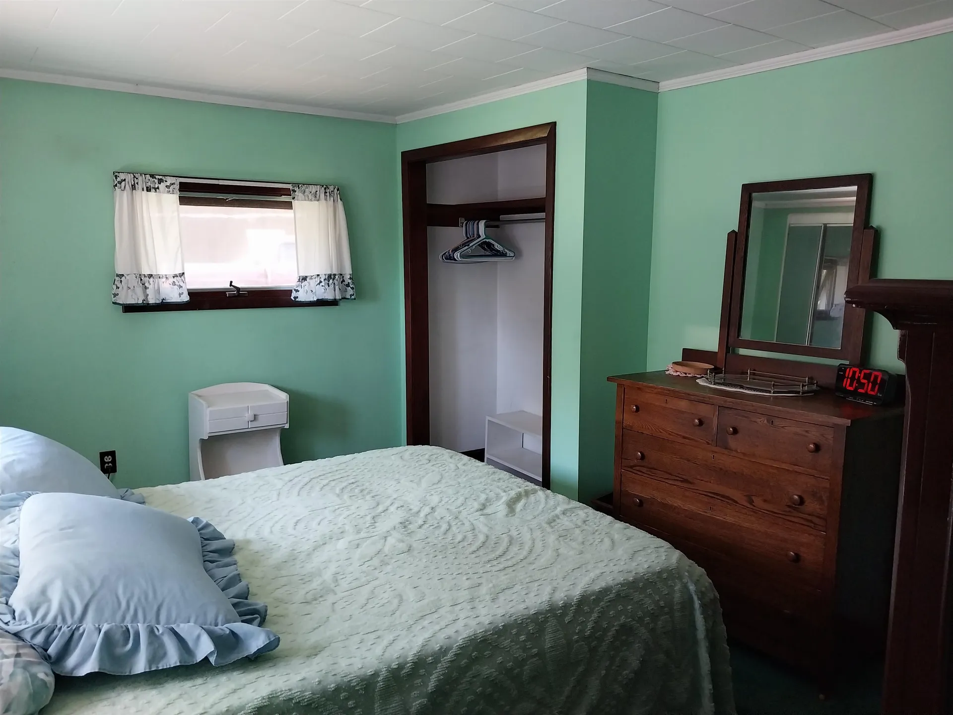 124 Deer Avenue St. Johnsbury VT 05819