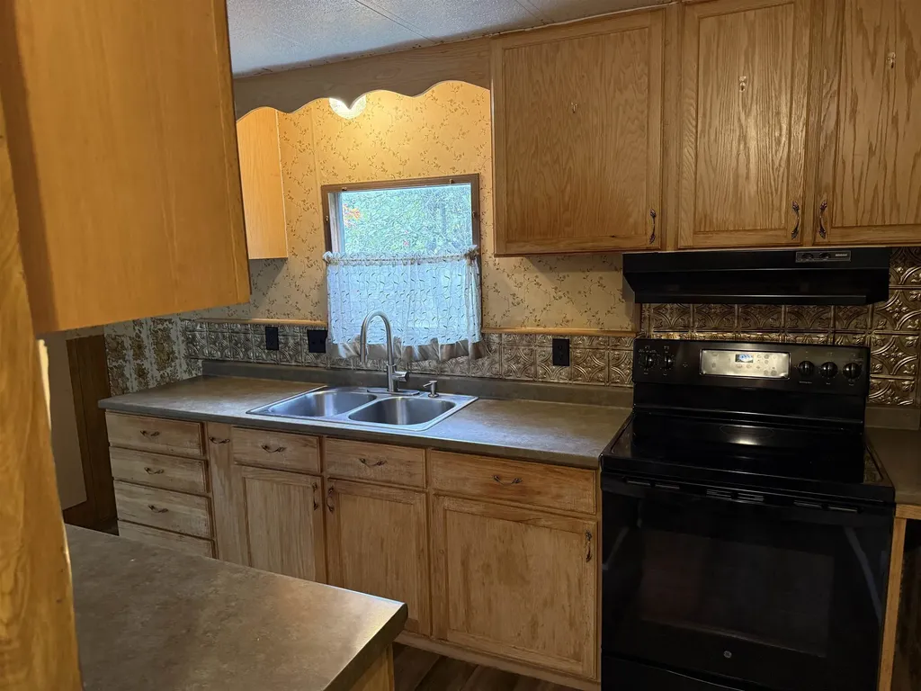 40 Maple Drive Rindge NH 03461