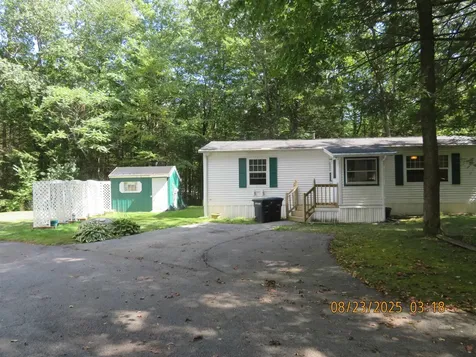 12 Hub Hollow Road Danville NH 03819