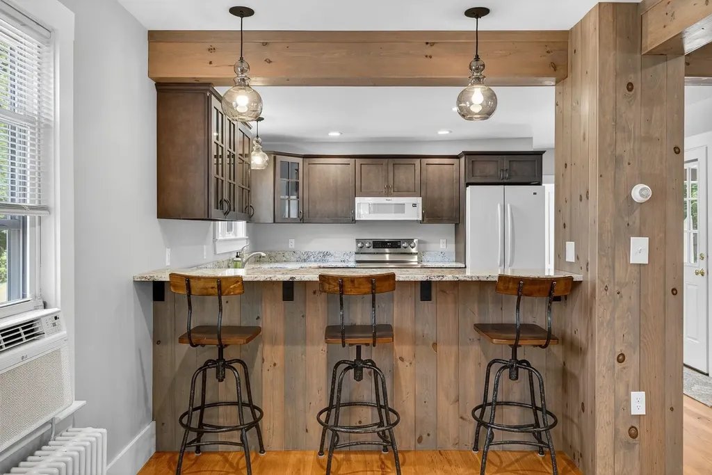 31 Walnut Street Keene NH 03431